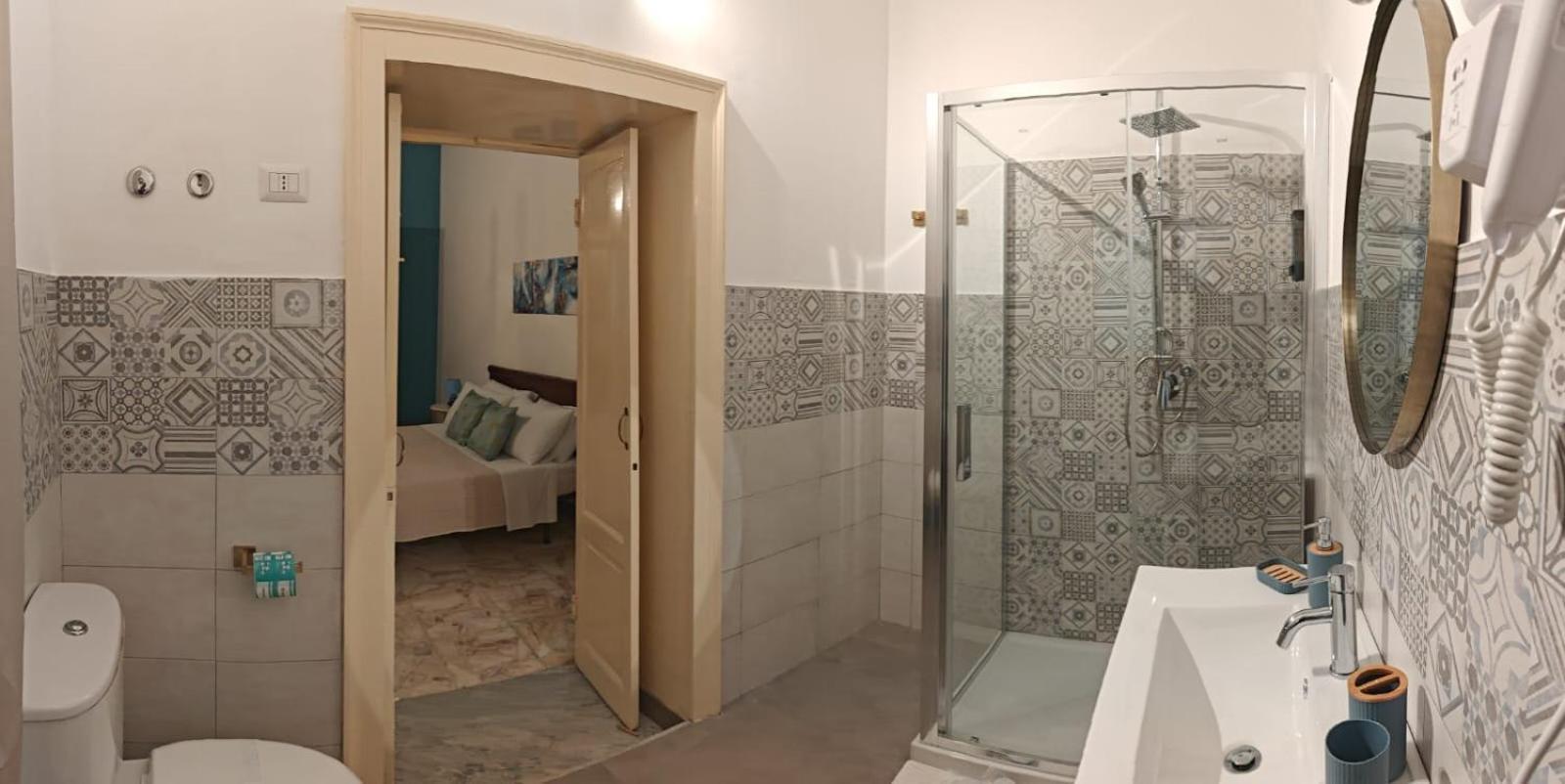 Baroque Bed & Breakfast อาชิเรอาเล ภายนอก รูปภาพ